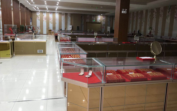 珠寶展示柜工廠合作，您選擇對了嗎?