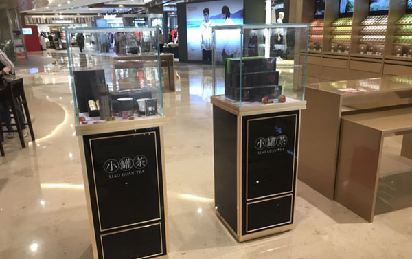 怎么通過玻璃展柜效果圖看產品?