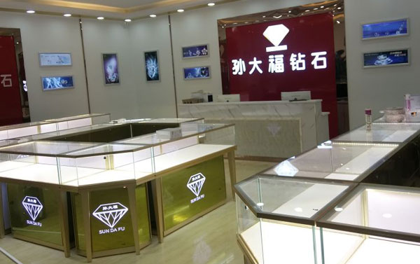 珠寶展柜供應(yīng)商選擇哪一家？
