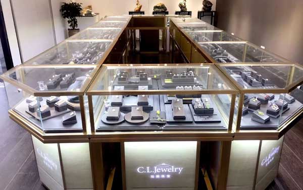 首飾展示柜定制需要注意哪些問題？