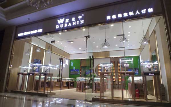 珠寶店展柜為何得到廣泛歡迎和認可？
